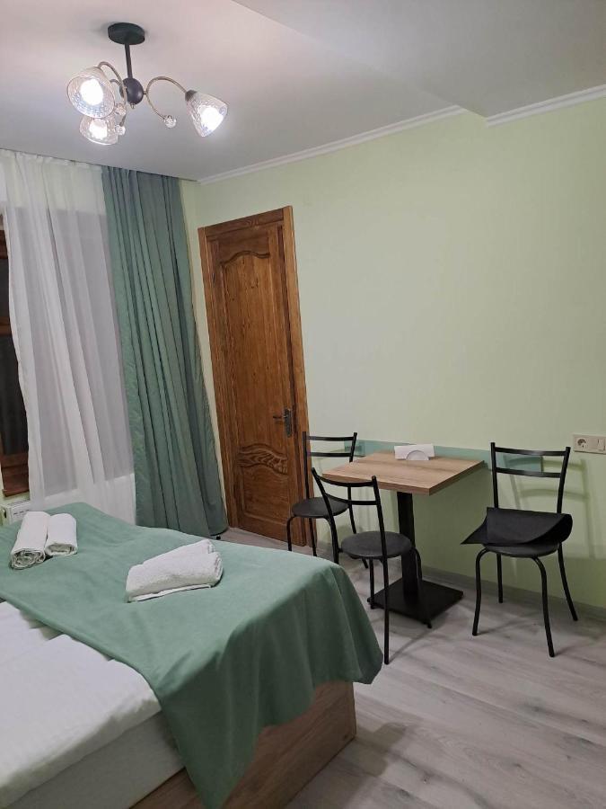 Apartment On Xancteli Tbilisi Ngoại thất bức ảnh